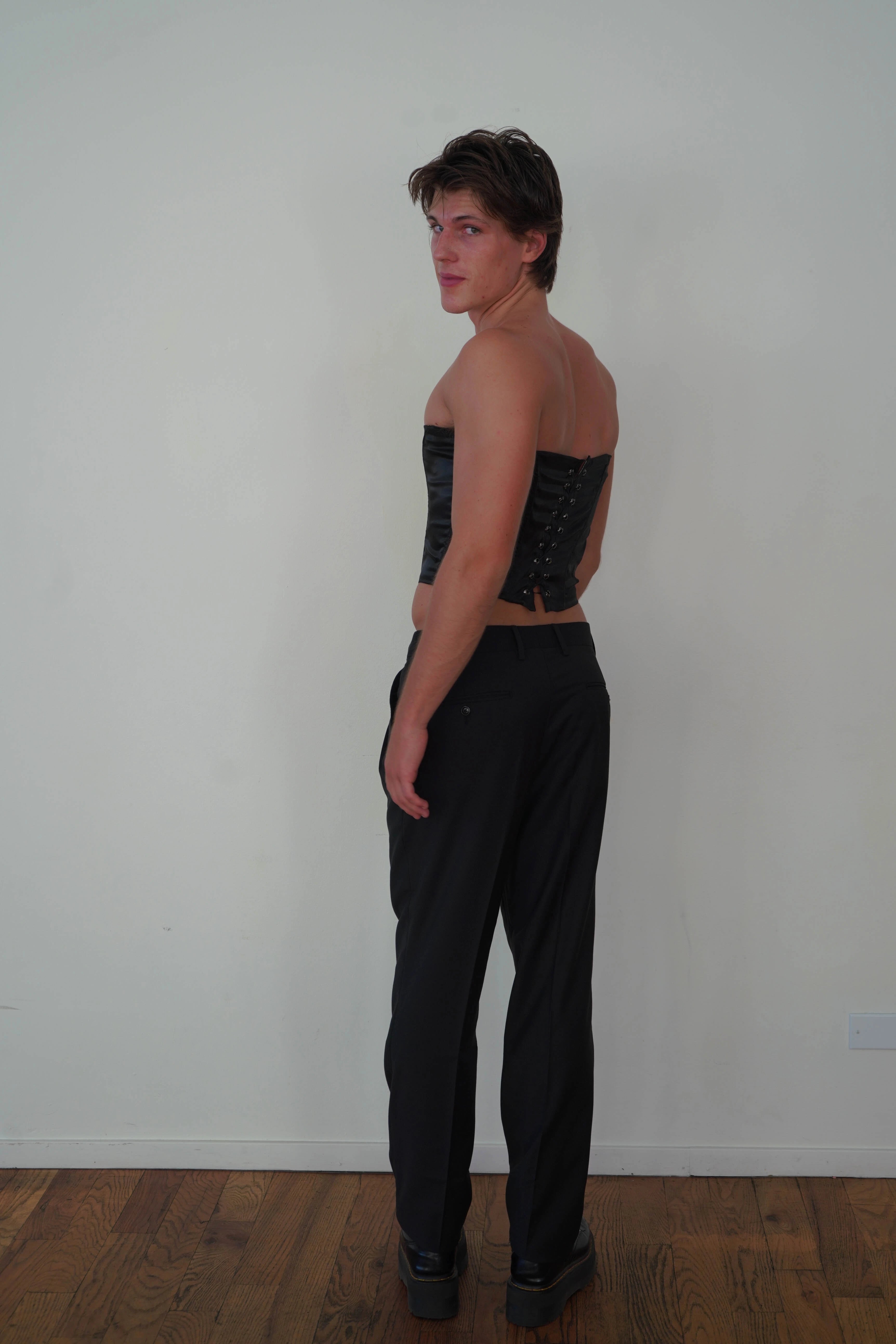 Tailored Pleat Trouser- Black