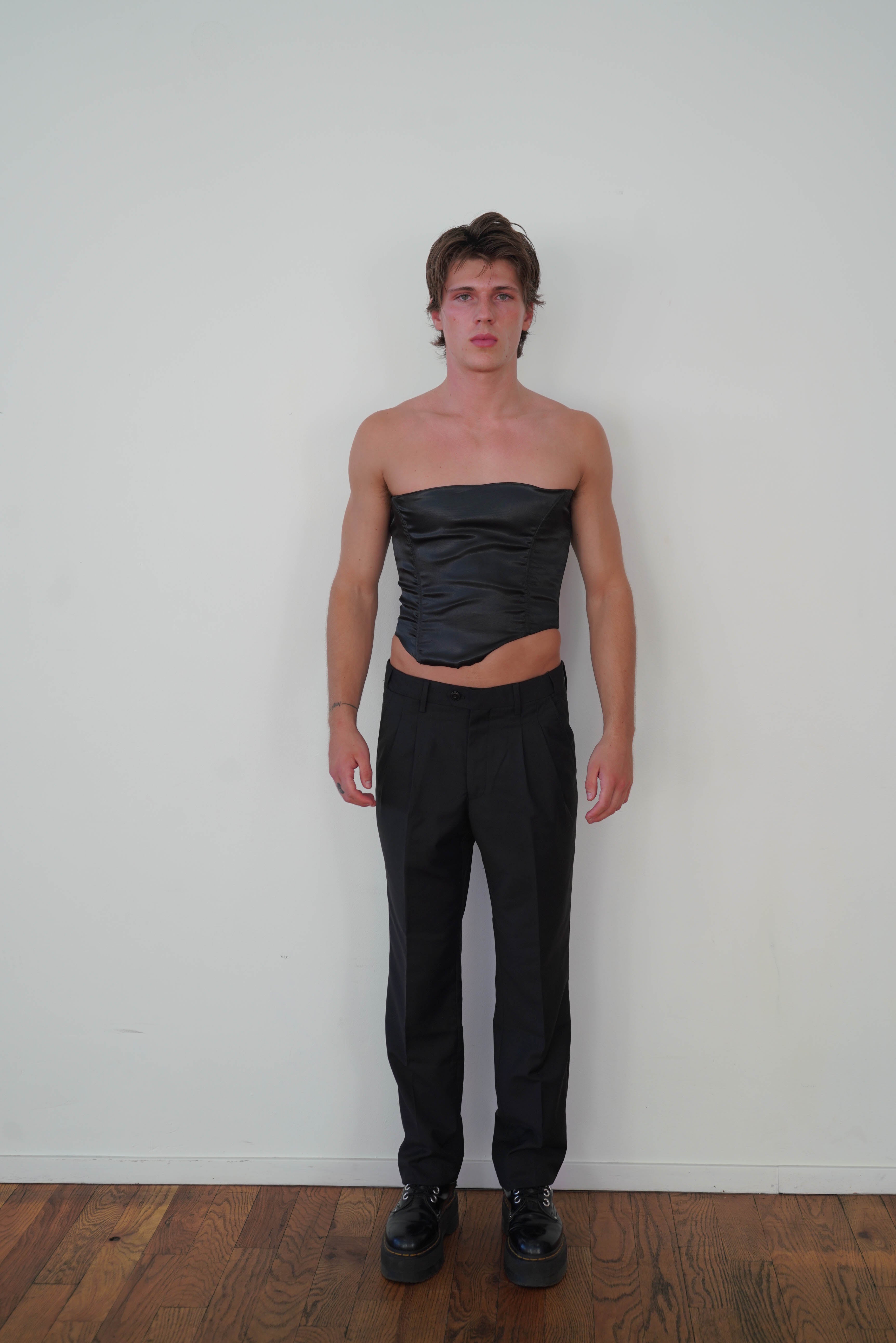 Tailored Pleat Trouser- Black